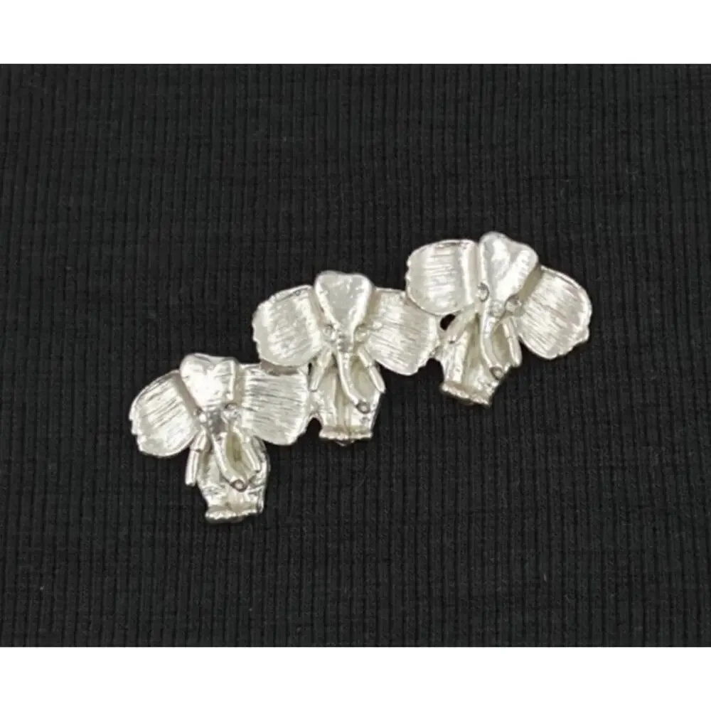 Elephant‎ Brooch Silver-Tone Rhinestone Eye Novelty Pin